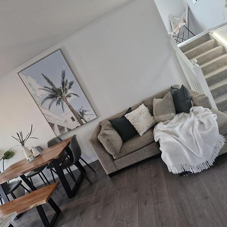 Stylish, Spacious, Central With Pool Mount Maunganui Exterior foto